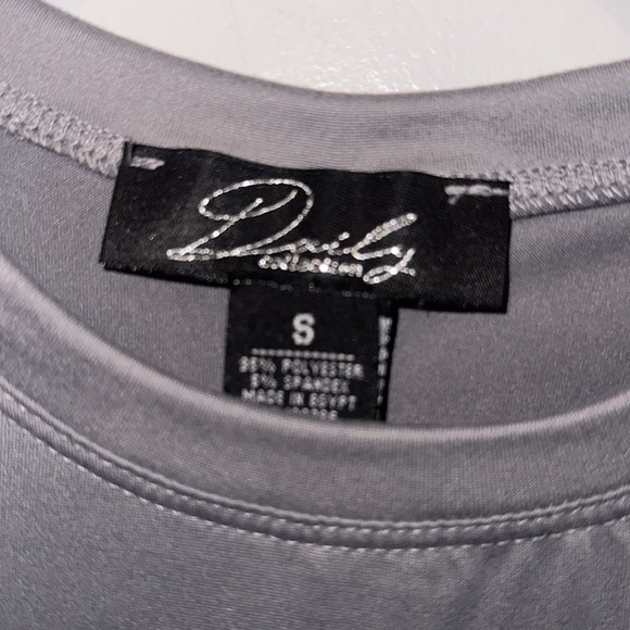 🆕 | Daily Collection | Grey Sleeveless Long Dress | Size Small - Picture 2 of 3